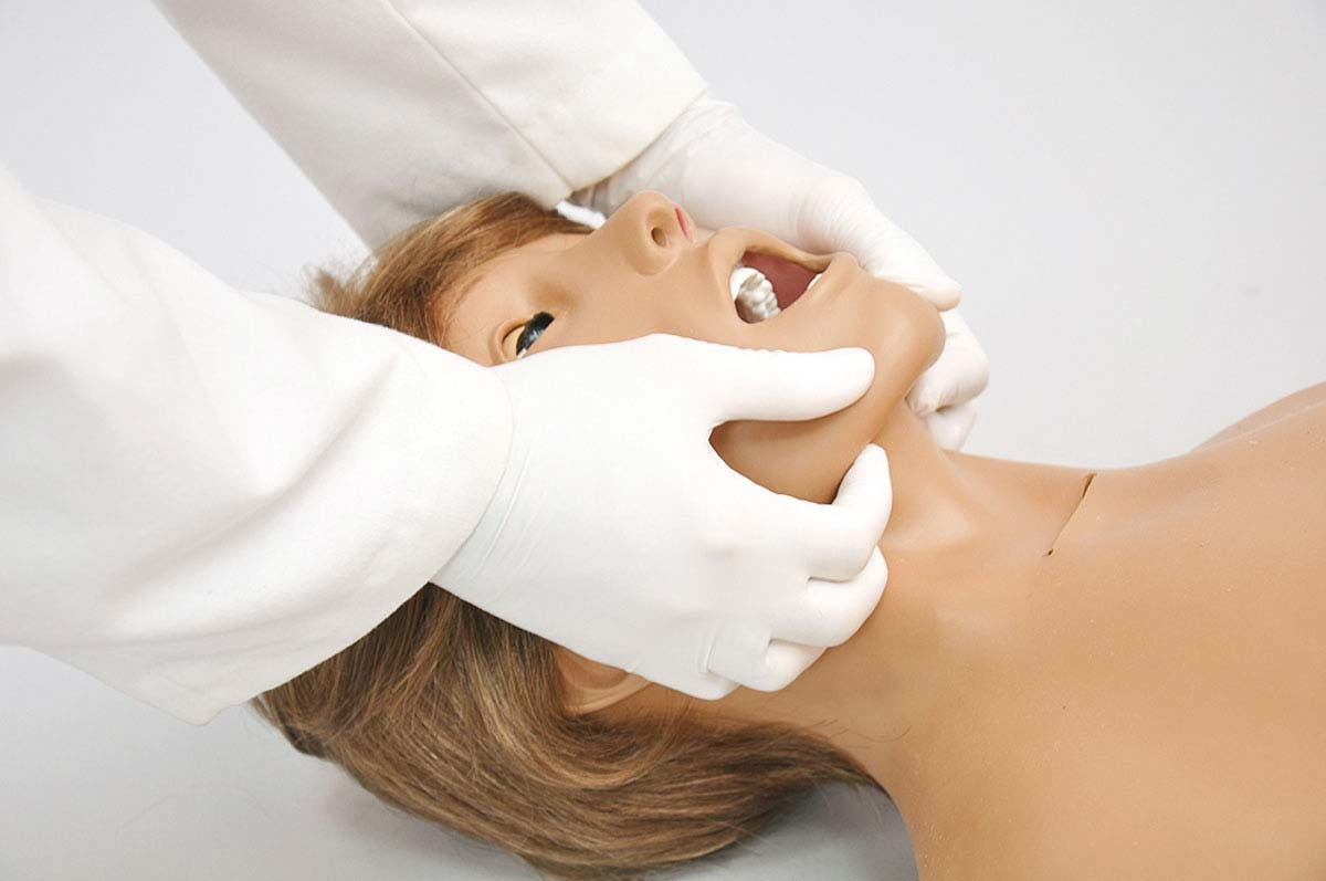 Erweiterte Clinical Chloe Krankenpflegepuppe