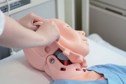 Krankenpflegesimulator "Yaye"