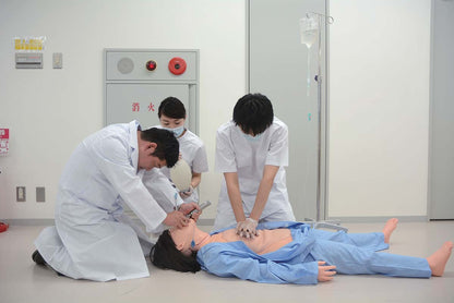Krankenpflegesimulator "Yaye"